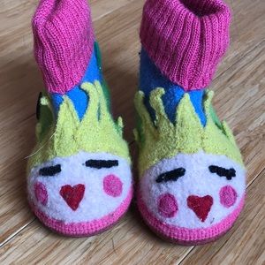 Children’s 100% Wool slippers - 7-10